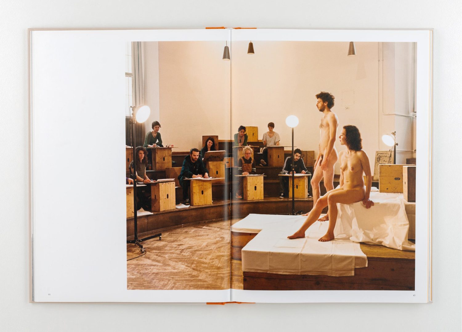 UL Nude Pensive 09aff